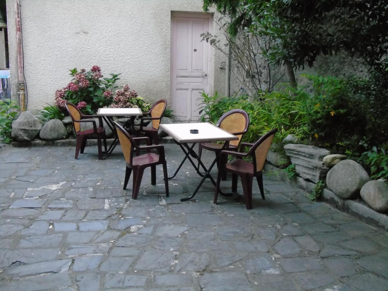 Hotel-Restaurant Le Saint Christophe Лурд Экстерьер фото